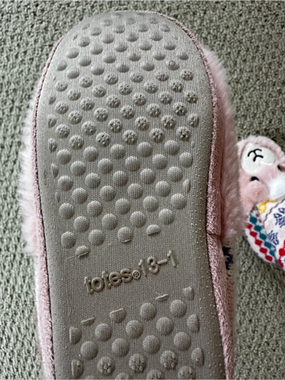 Totes Kids Pink Faux-Fur Llama Bootie Slippers size 13 size 1 youth pink